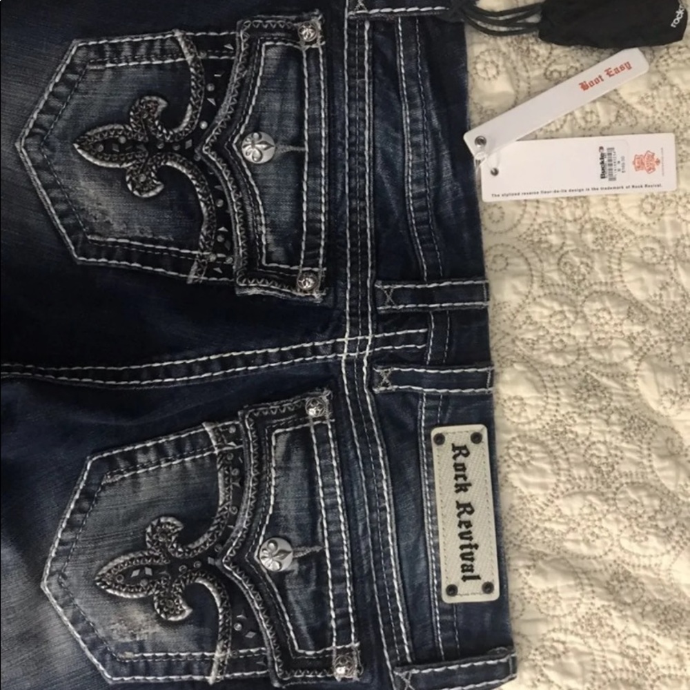 Women's Rock Revival easy boot jeans NWT